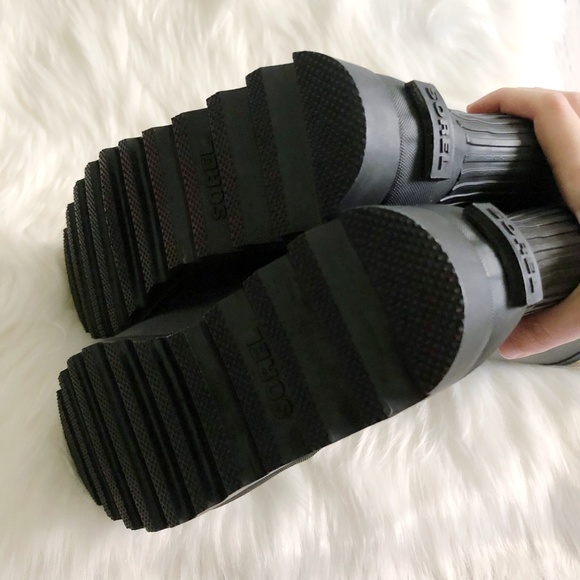 NEW! Sorel Short Solid Rainboot in Black - Picture 3 of 7